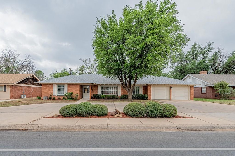 Under Contract $380,000