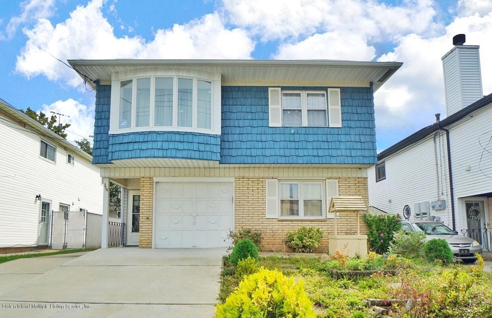 394 Leverett Ave, Staten Island, NY 10308 - photo 1