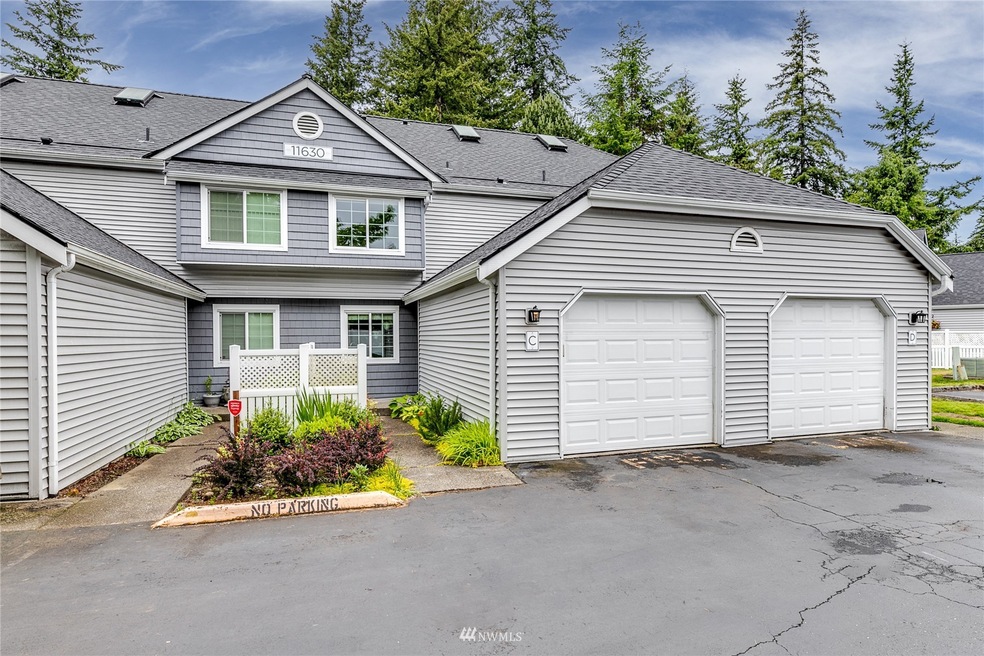 11630 Admiralty Way unit C, Everett, WA 98204 - photo 1