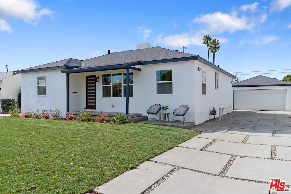 Sold $1,130,000 • Co-Listing Agent