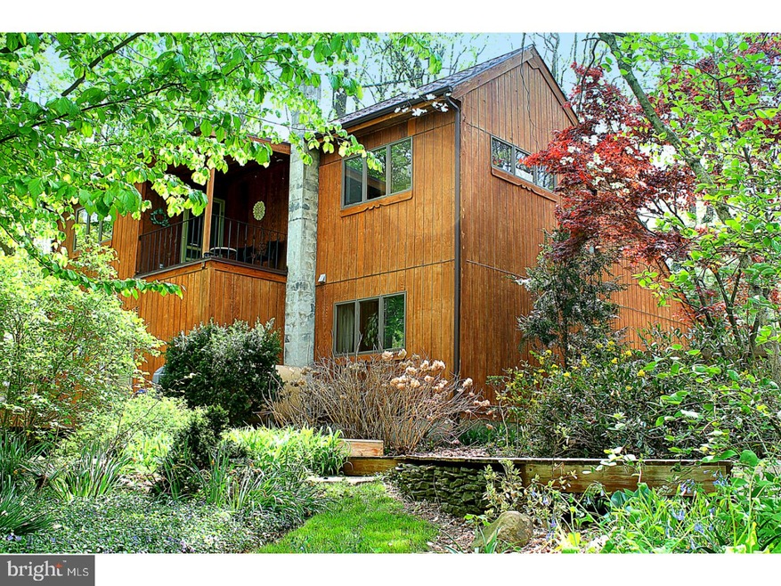 175 Niantic Rd, Barto, PA 19504 - photo 1