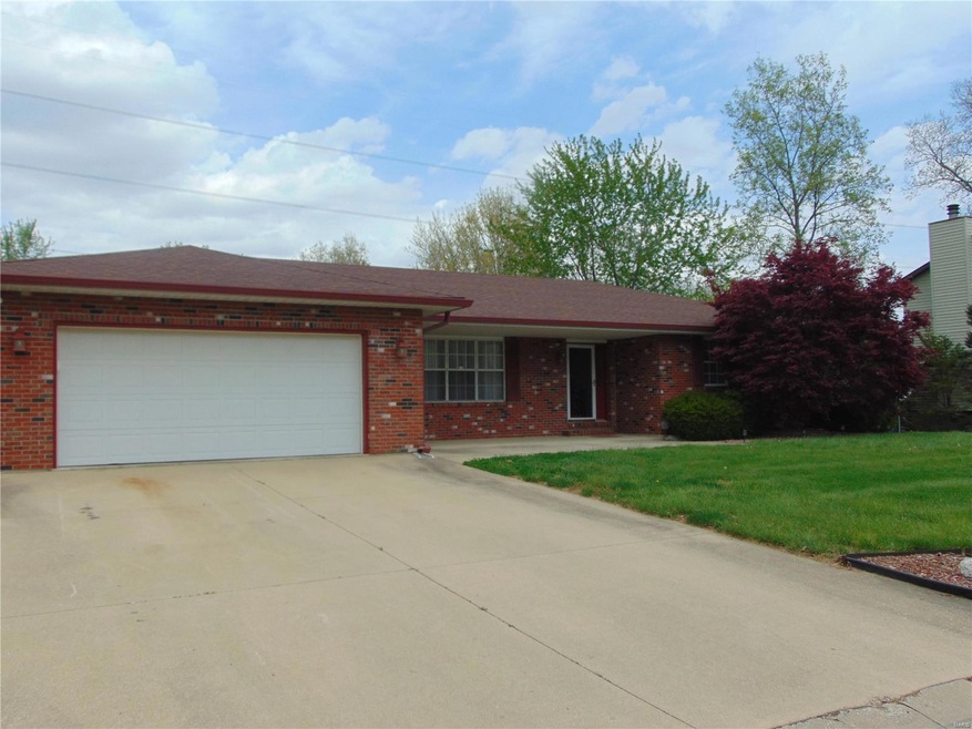 unlisted-address, Collinsville, IL 62234 - photo 1