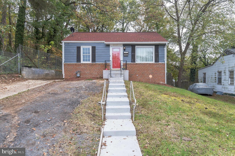 5207 60th Ave, Hyattsville, MD 20781 - photo 1