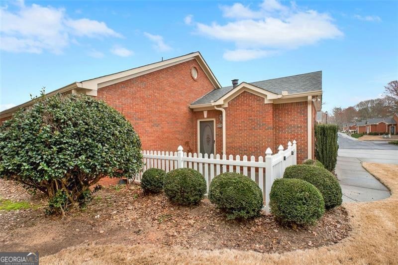 119 Holiday Rd unit 202, Buford, GA 30518 - photo 1