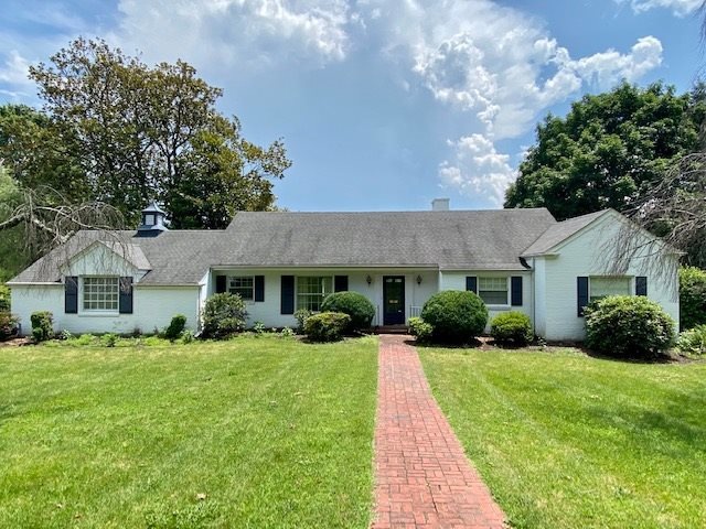 838 Shawnee Rd, Waynesboro, VA 22980 - photo 1