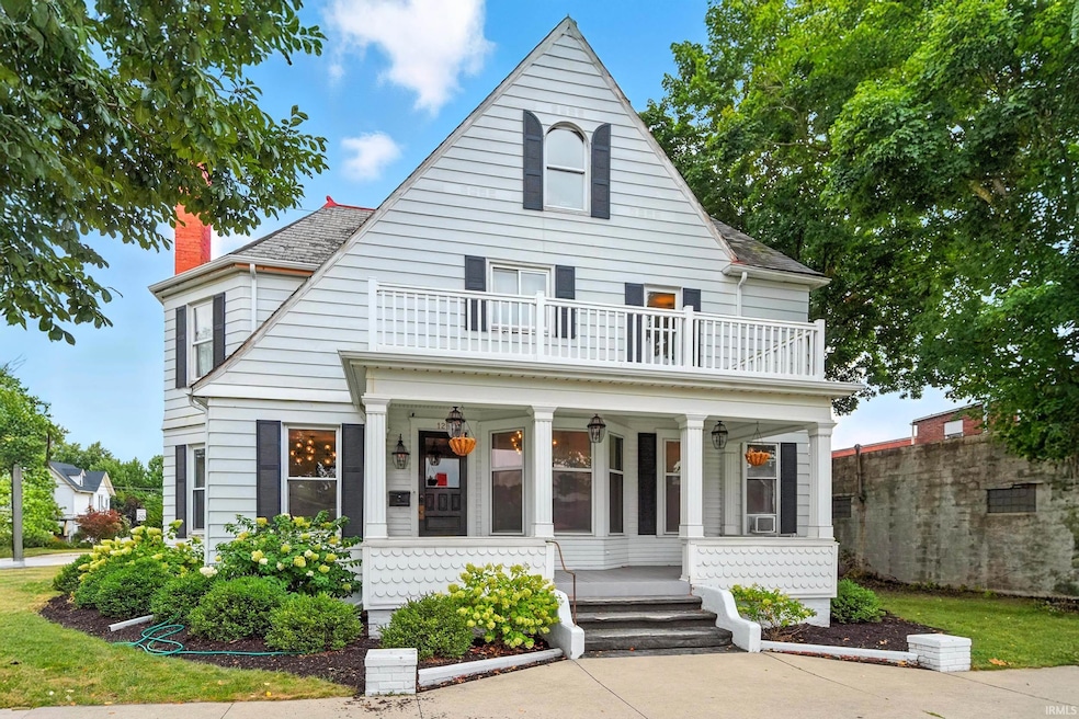 126 N Main St, Columbia City, IN 46725 - photo 1