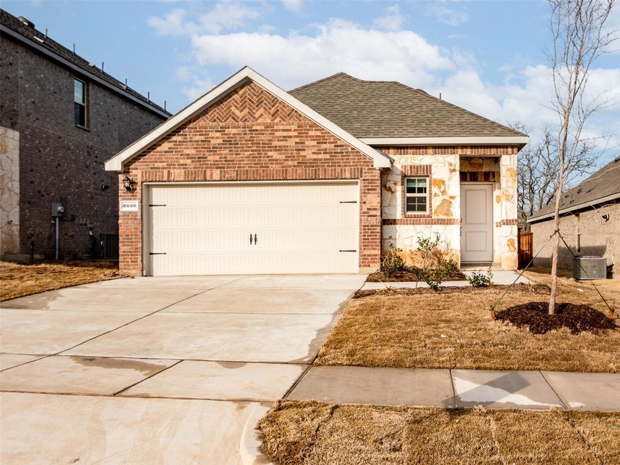 3936 Oak Creek Cir, Denison, TX 75020 - photo 1