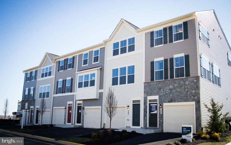 400 Woodstream Cir, Stafford, VA 22556 - photo 1