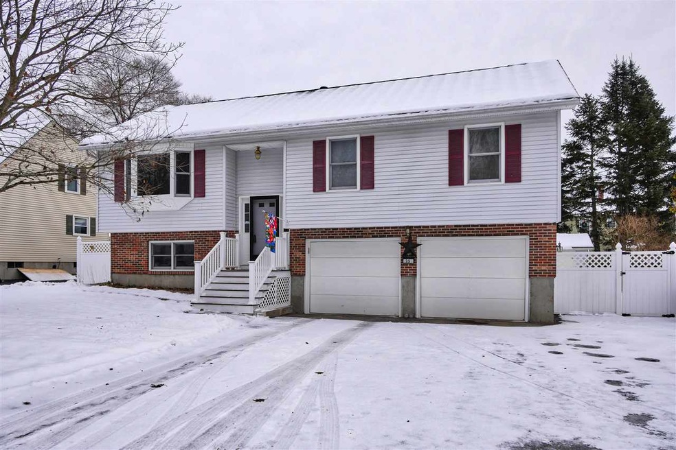 25 Meadow St, Manchester, NH 03103 - photo 1