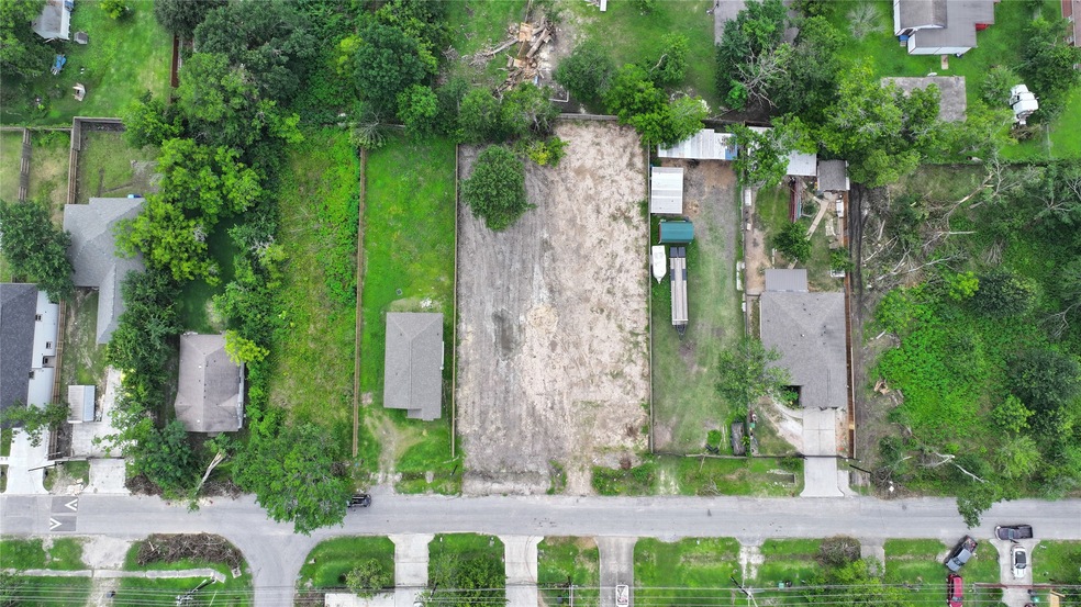 The lot enjoys close proximity to lush greenery, f