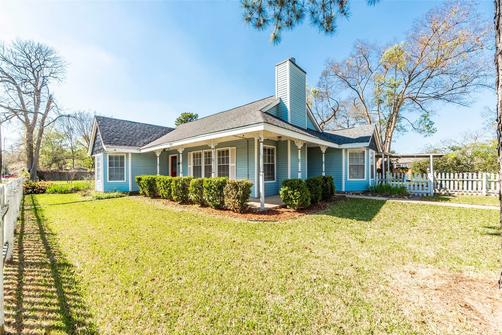 7949 Dixie Dr, Houston, TX 77087 - photo 1