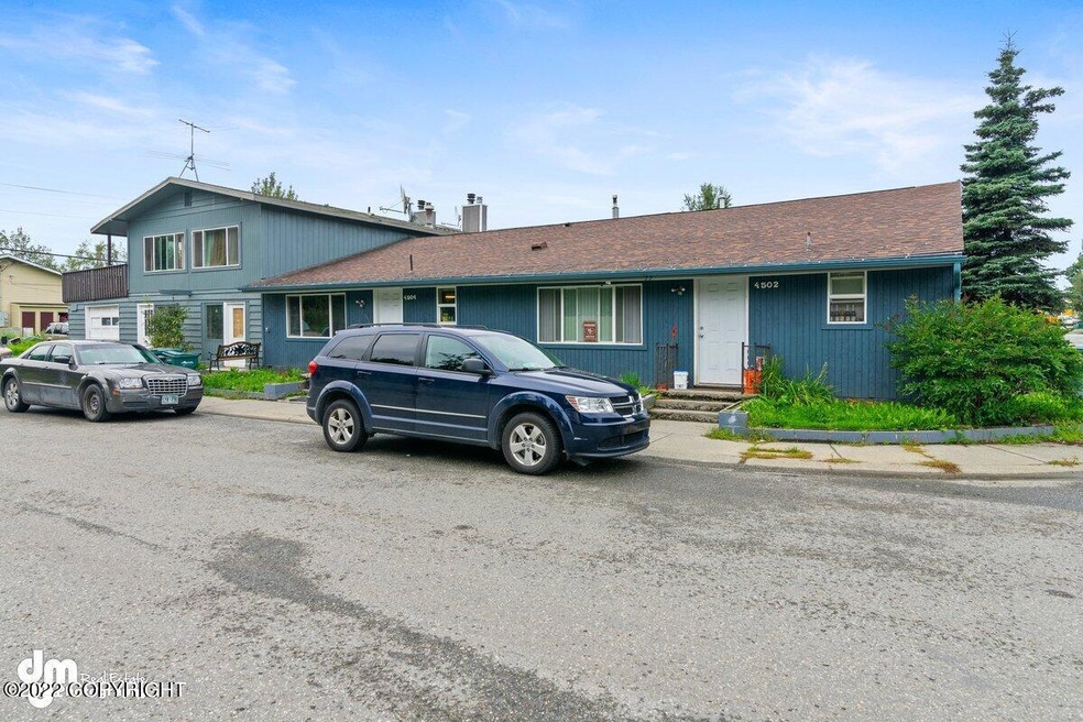 Exterior Front_ETL0330
