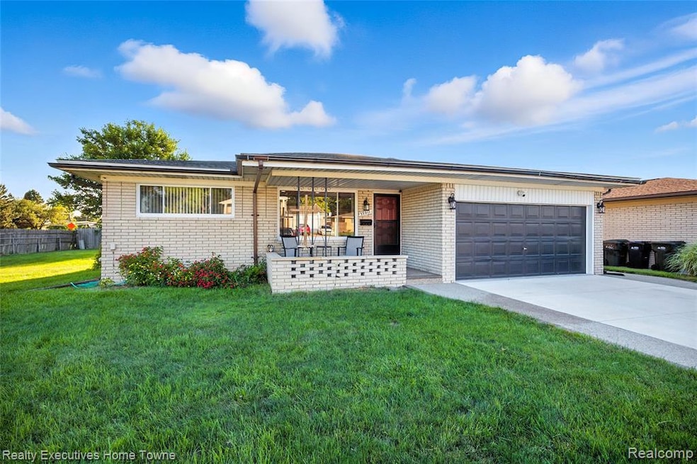 For Sale $349,000 • Co-Listing Agent