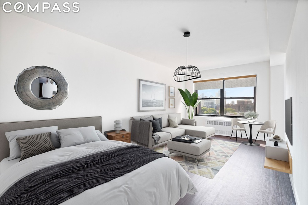 Walden Terrace unit 11 H, Rego Park, NY 11374 - photo 1