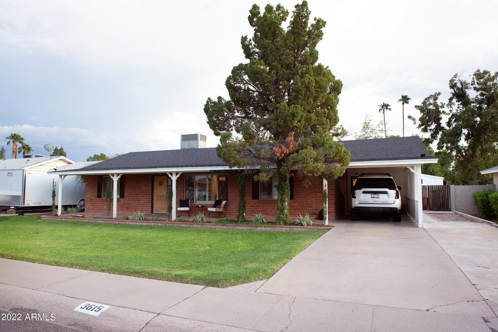 3615 E Piccadilly Rd, Phoenix, AZ 85018 - photo 1