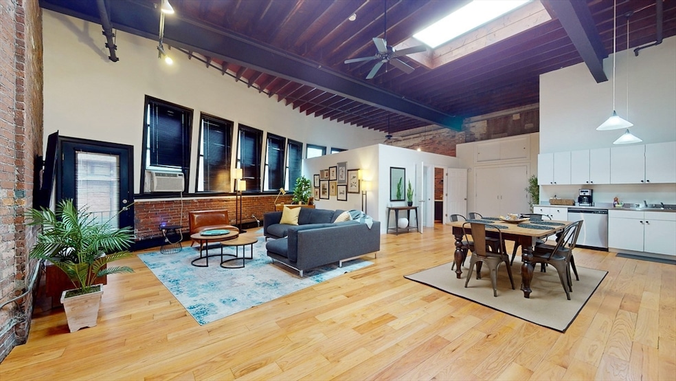 19 Stanhope St unit 3B, Boston, MA 02116 - photo 1