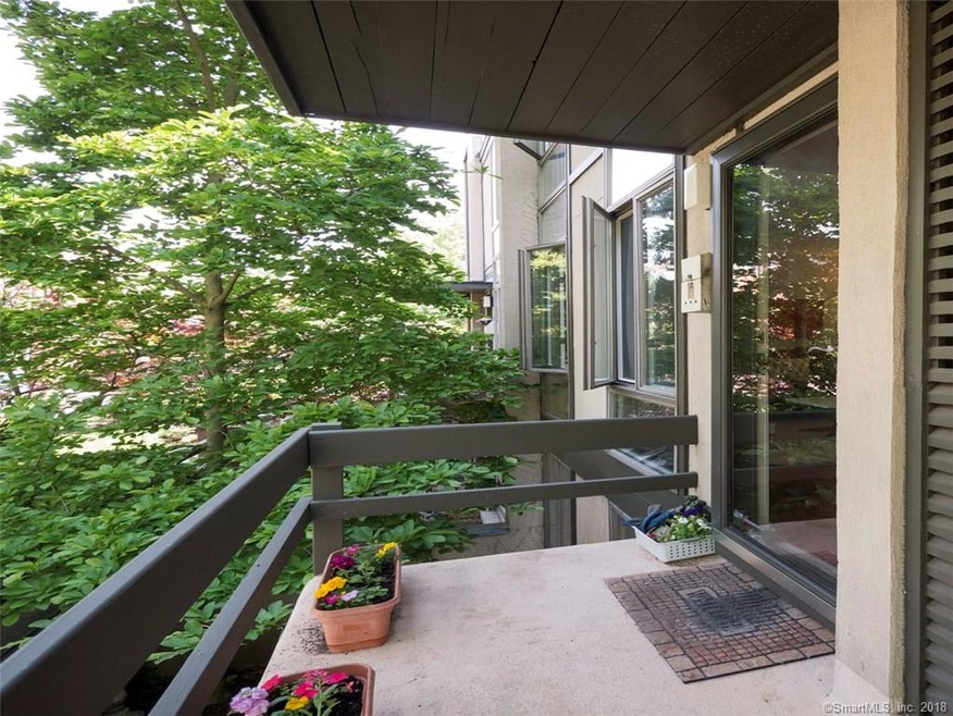 1 Hughes Place unit 4, New Haven, CT 06511 - photo 1