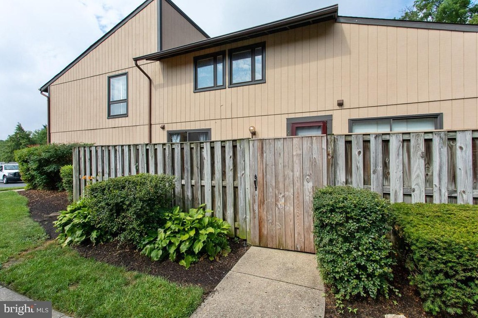 472 West Ct, Glen Burnie, MD 21061 - photo 1