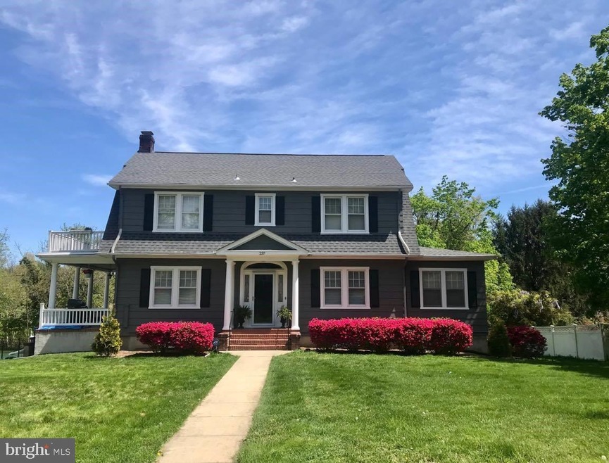 237 Ridgeway Rd, Catonsville, MD 21228 - photo 1