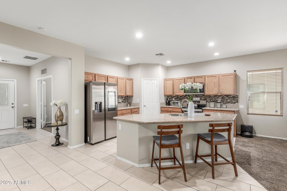 Under Contract $399,900