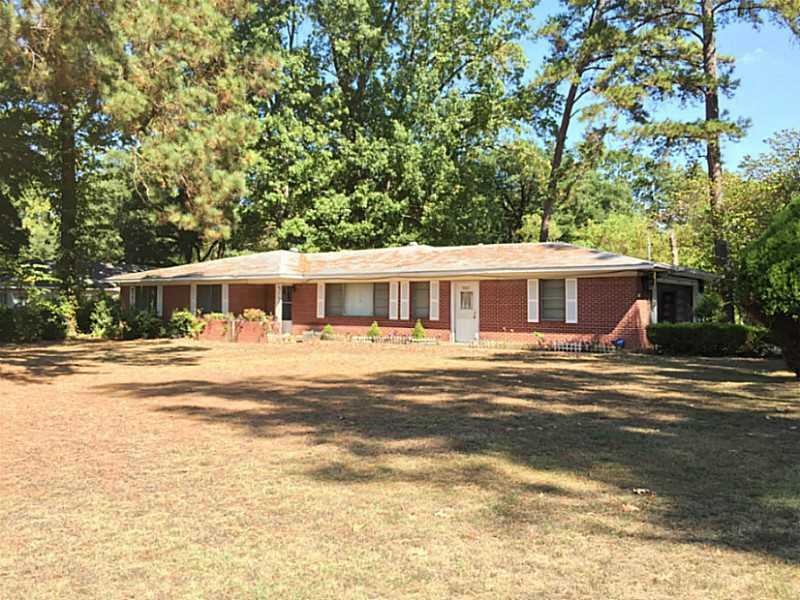 Facade/Exterior Front.