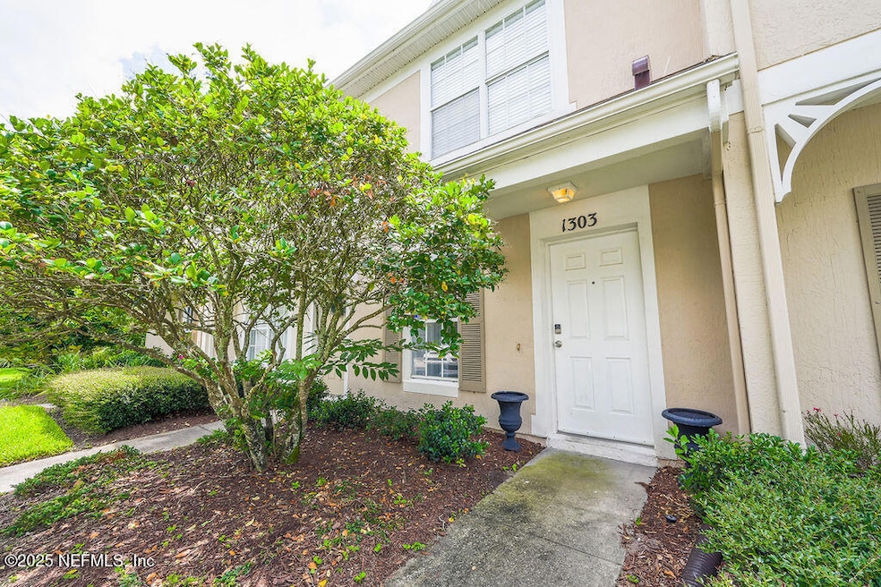 8230 Dames Point Crossing Blvd N unit 1303, Jacksonville, FL 32277 - photo 1
