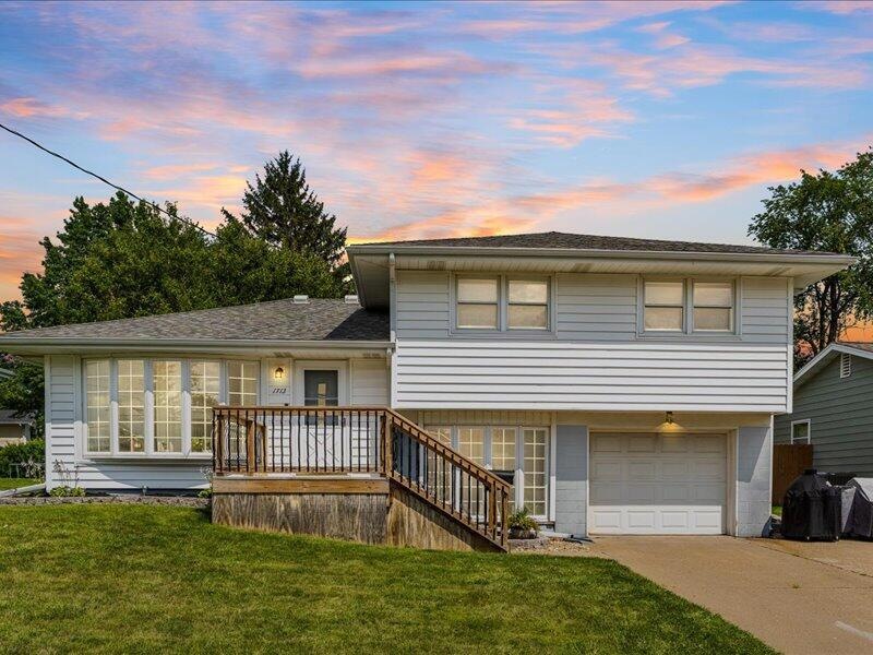 01-102 1713 Devitt Ave_ ok