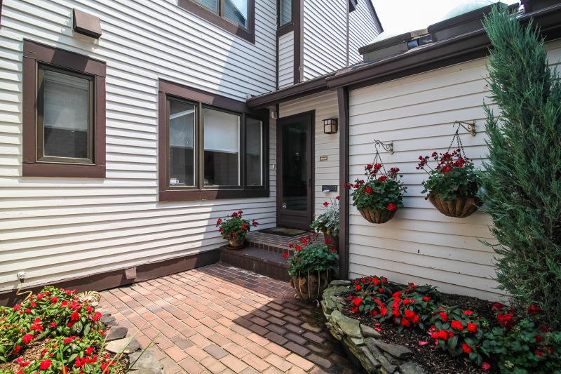 321 N Wyoming Ave unit B, South Orange, NJ 07079 - photo 1