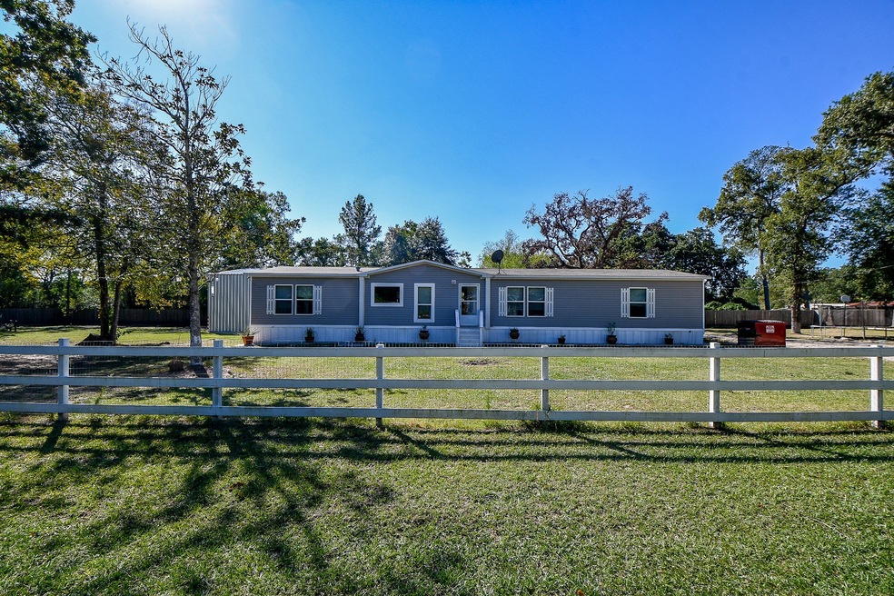 41647 S Buckhorn Ln, Magnolia, TX 77354 - photo 1