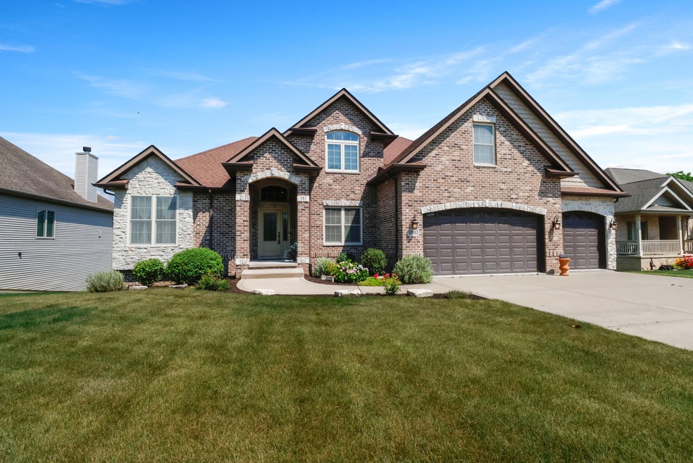 10002 Mathews St, Crown Point, IN 46307 - photo 1