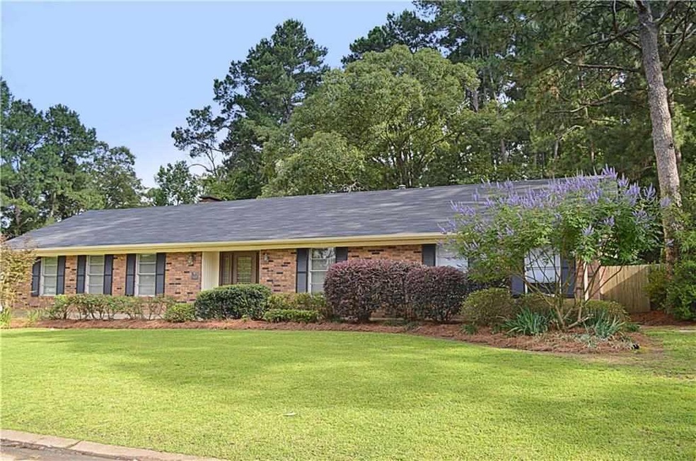 3232 Crestview Dr, Pineville, LA 71360 - photo 1