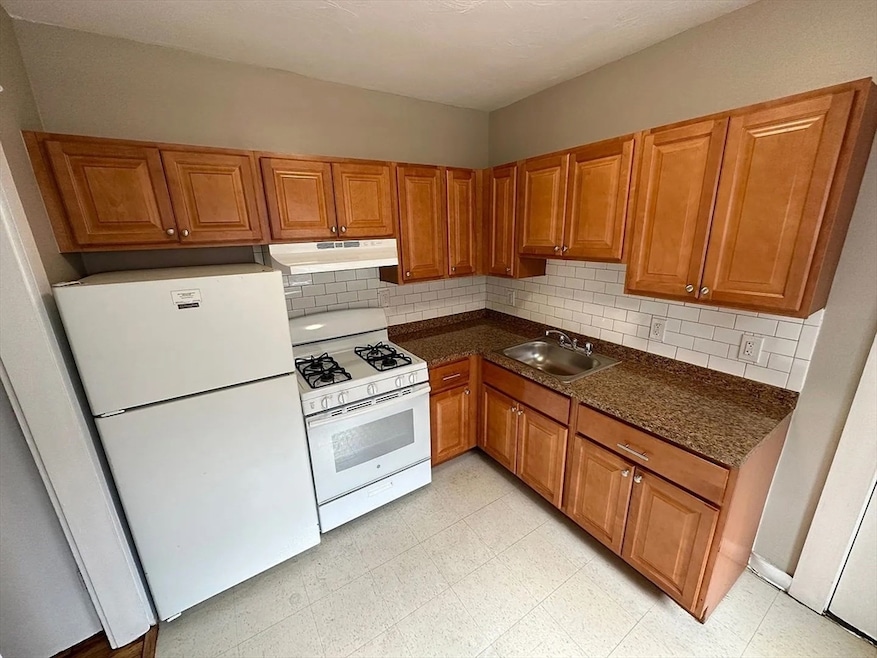 For Rent $2,400/month