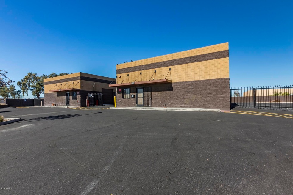 5348 W Bethany Home Rd, Glen Dale, AZ 85301 - photo 1