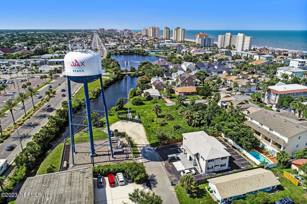 135 14th Ave S, Jacksonville Beach, FL 32250 - photo 1