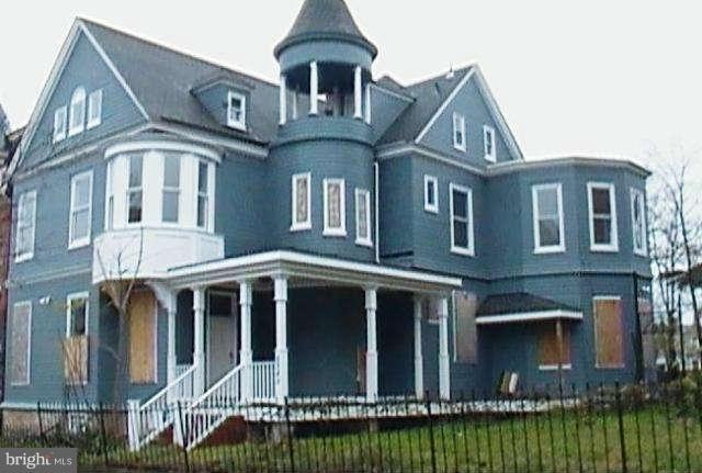 2240 Eutaw Place, Baltimore, MD 21217 - photo 1