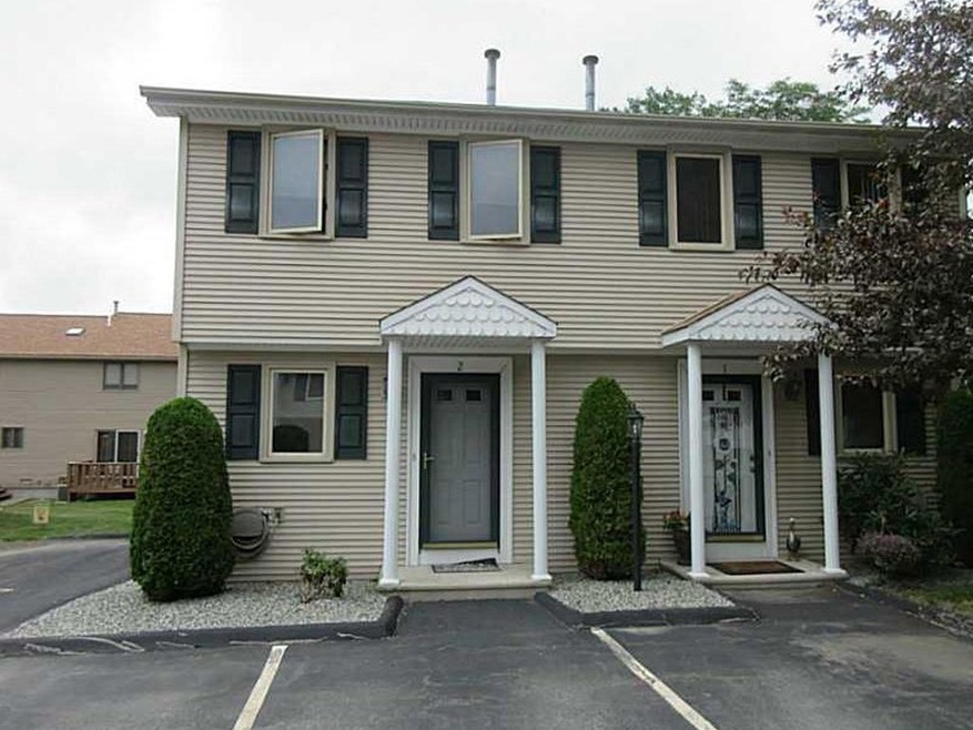 165 Holland St unit 2, Cranston, RI 02920 - photo 1