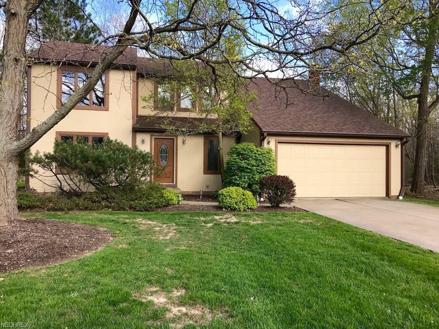 4 bedroom colonial located on a cul de sac