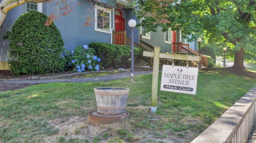 9 Maple Tree Ave unit F3, Stamford, CT 06906 - photo 1