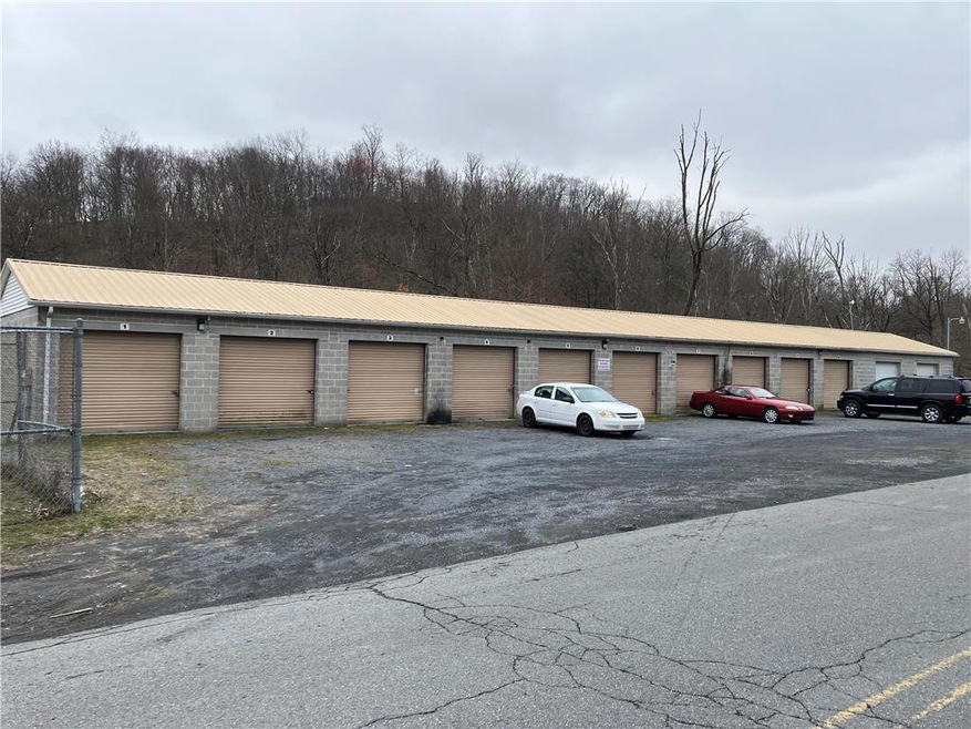 7802 1/2 7th St, Slatington, PA 18080 - photo 1