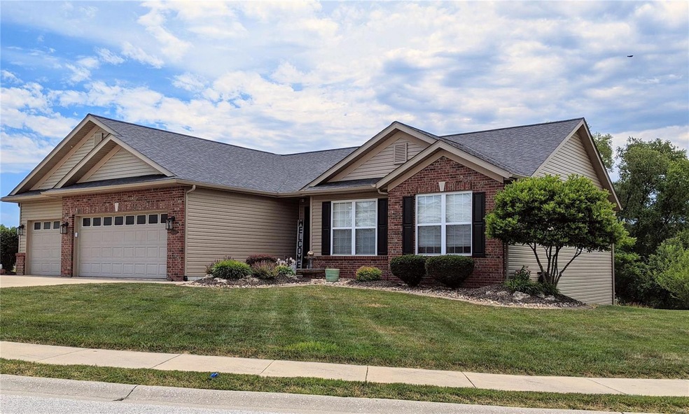 6966 Magona Ct, Maryville, IL 62062 - photo 1