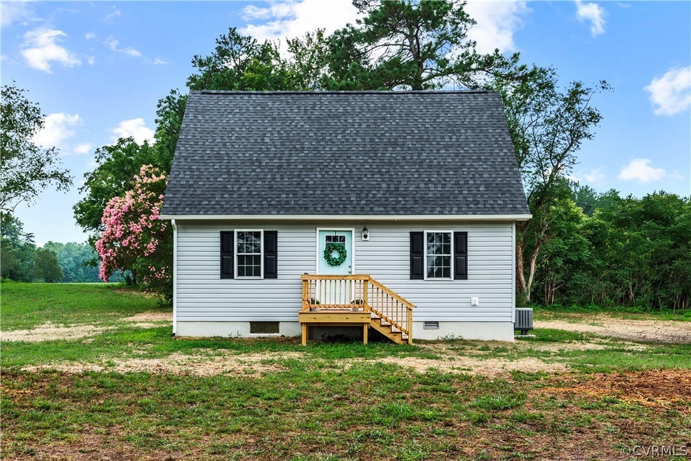 692 Howerton Rd, Dunnsville, VA 22454 - photo 1