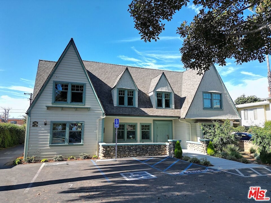 For Rent $1,000/month