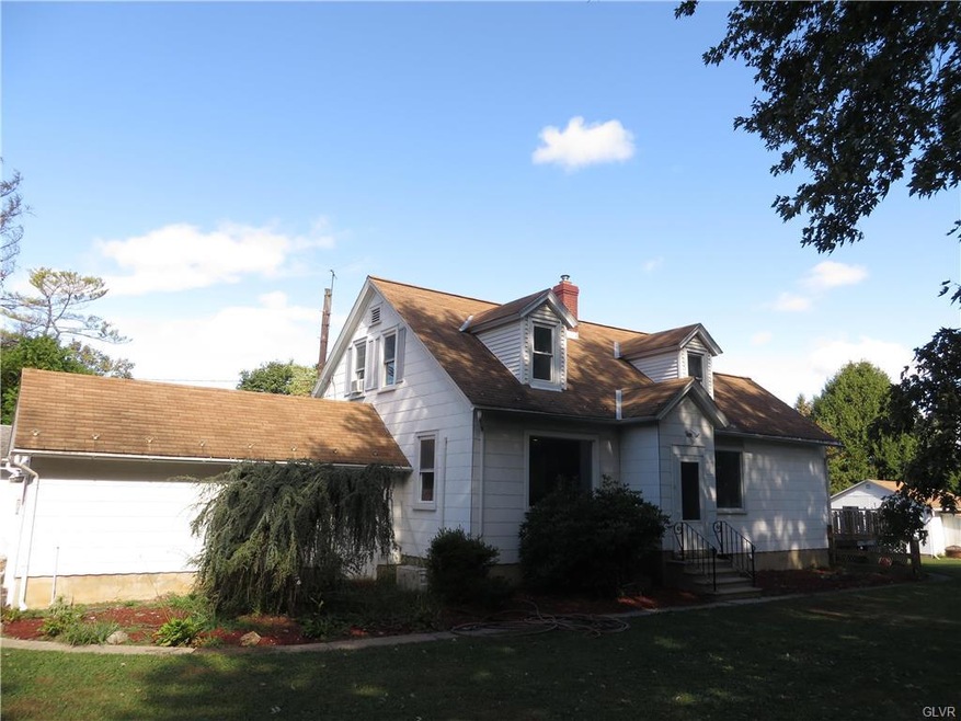 4689 Lanark Rd, Center Valley, PA 18034 - photo 1