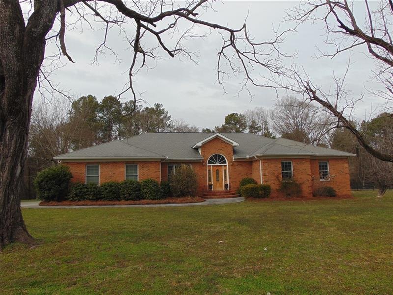 860 Lovebridge Rd SE, Calhoun, GA 30701 - photo 1