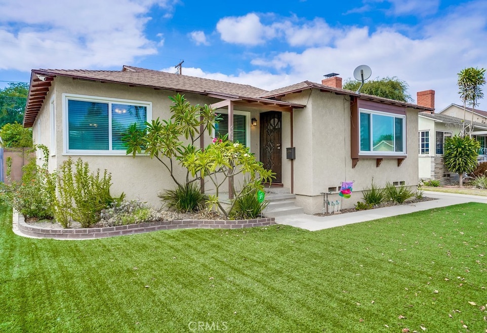 6047 Oliva Ave, Lakewood, CA 90712 - photo 1