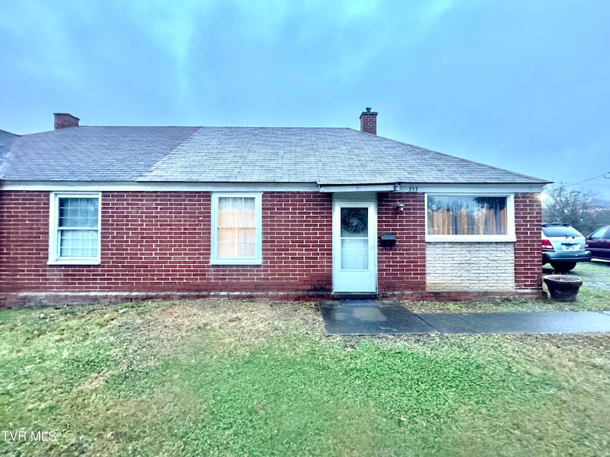 353 Sewanee Ave, Kingsport, TN 37660 - photo 1