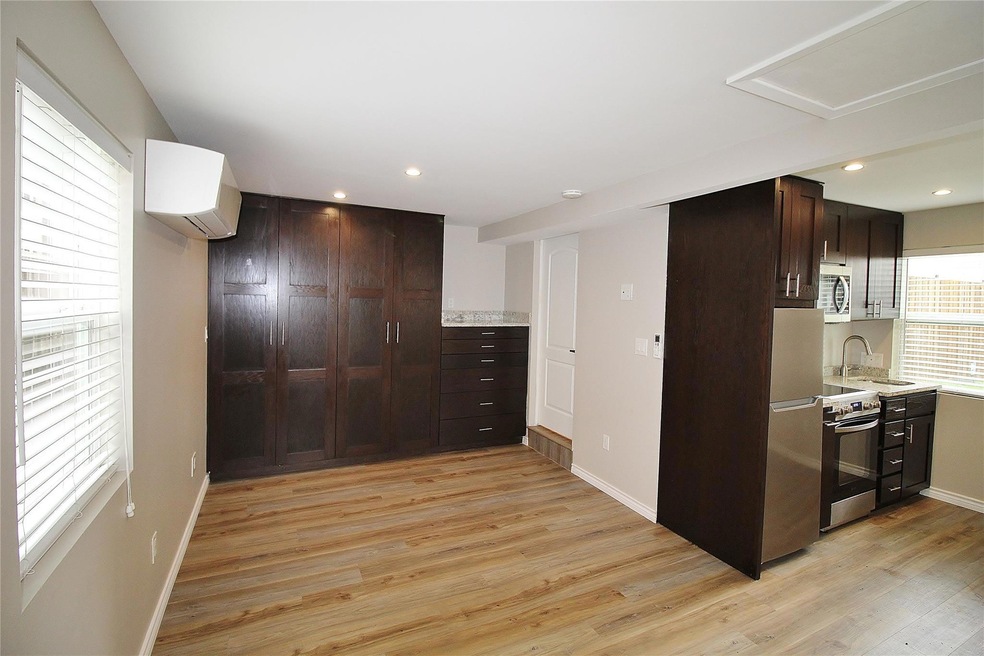 2519 N Garrett Ave unit 2, Dallas, TX 75206 - photo 1