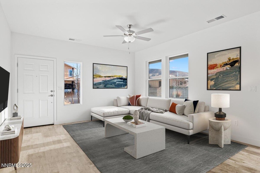 GV 1455 Stagged living room