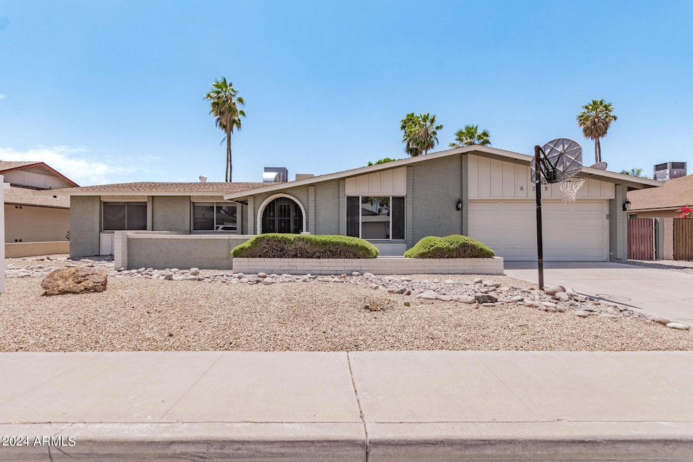 829 W Keating Ave, Mesa, AZ 85210 - photo 1