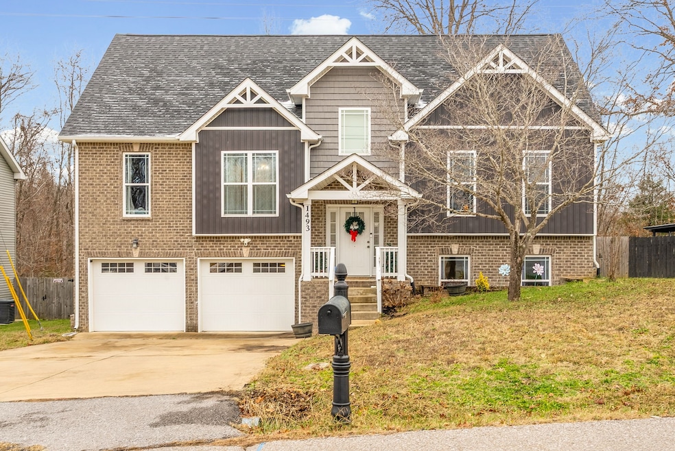 1493 Dewberry Rd, Clarksville, TN 37042 - photo 1